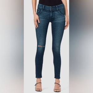 💞Hudson Collin Flap midrise skinny jeans with distressed knee. Size 27 NEW!💞